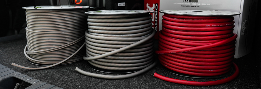 Předělané kategorie napájecí kabely, kabelové sady a reproduktorové kabely