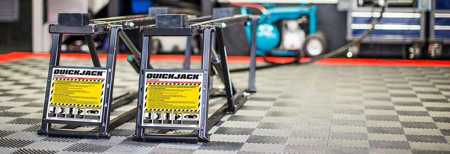 Hydraulické zvedáky QuickJack do zásuvky konečně v naší nabídce