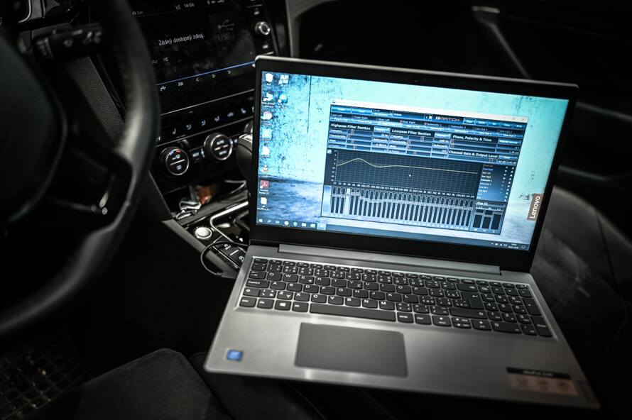 Volkswagen Arteon - ozvučení pomocí zesilovače s DSP procesorem