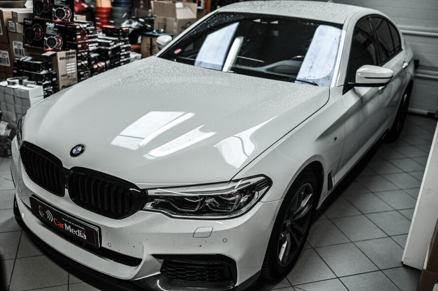 BMW 5 G30 - výrazné vylepšení zvuku reproduktorů