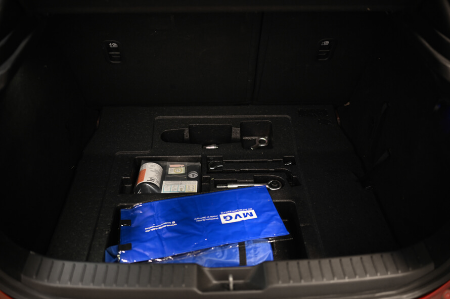 Mazda CX-30 - vylepšení audia, vytlumení dveří, zesilovač s DSP