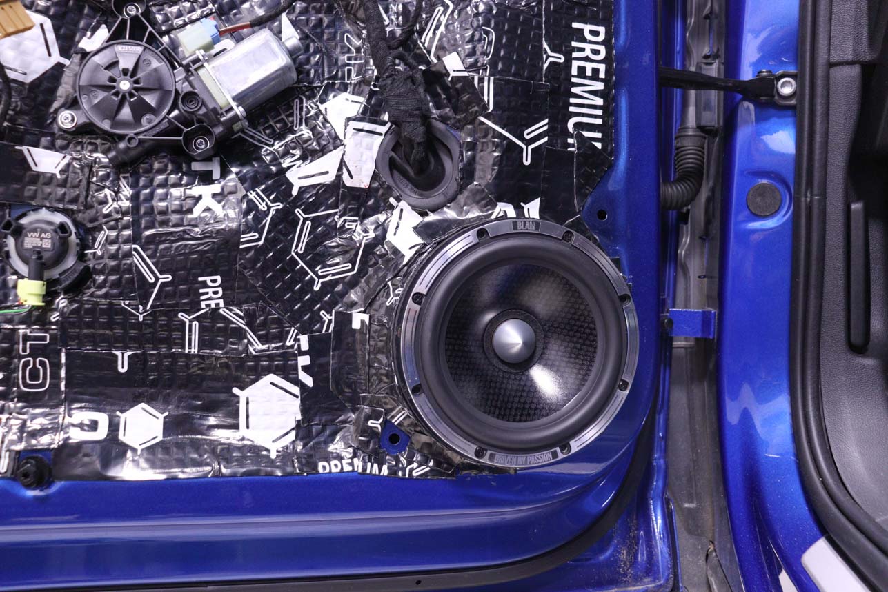 Škoda Kodiaq - montáž špičkových reproduktorů Blam Live L165P Power