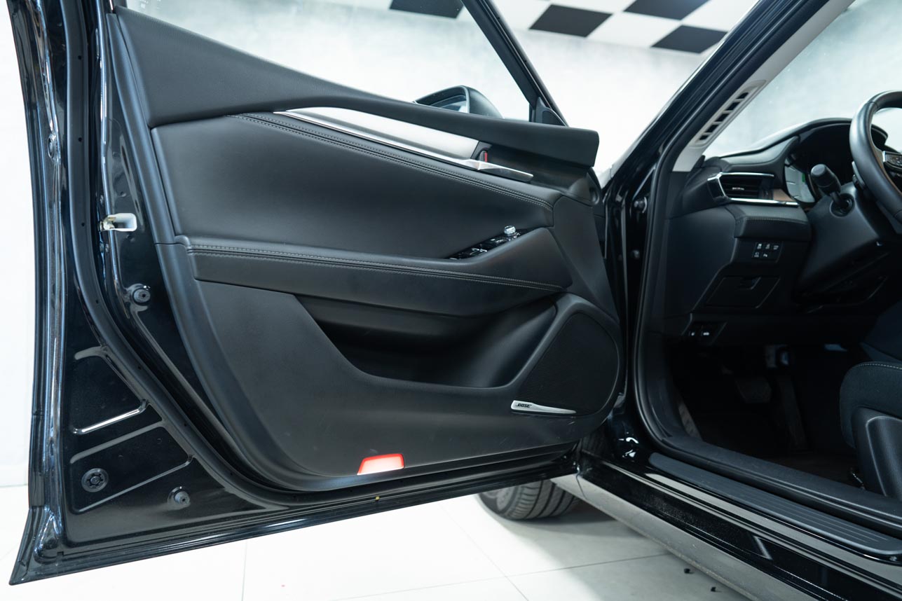 Mazda 6 MkIII - vytlumení dveří a výměna reproduktorů