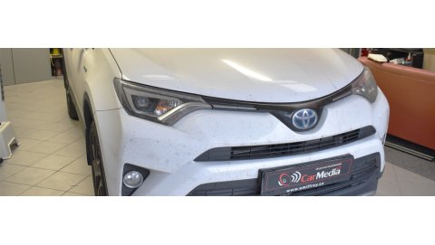 Nové autorádio do Toyota RAV4